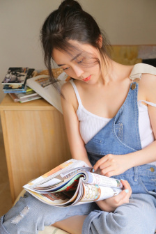 黑皮辣妹